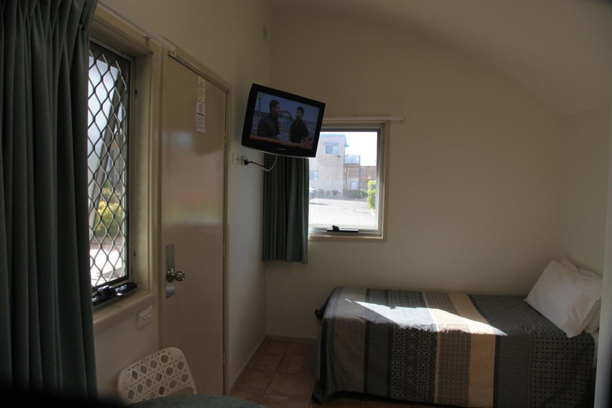 Travellers Motor Village Newcastle Room photo