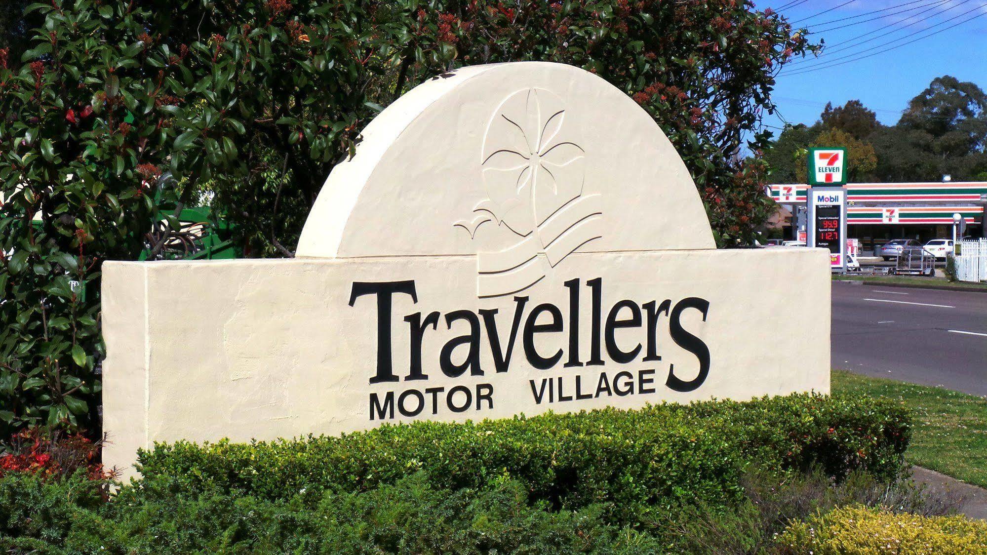 Travellers Motor Village Newcastle Exterior photo